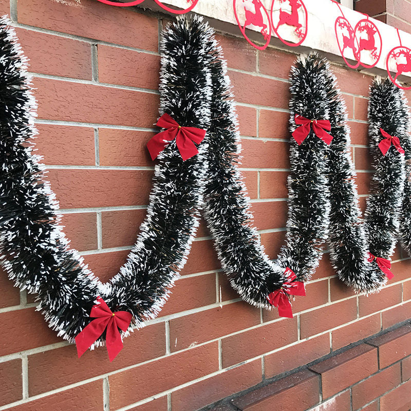 Christmas Garland Wall Décor