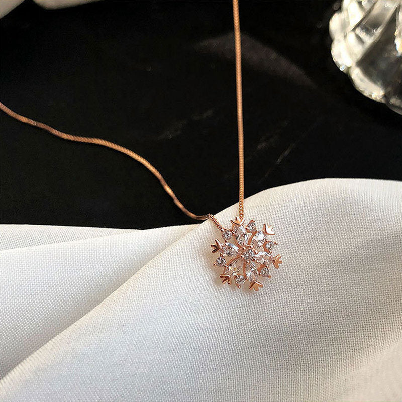 Snowflake Womens Pendant Necklace